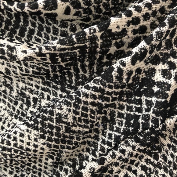 Express Bodycon Wrap Dress - Picture 3 of 8